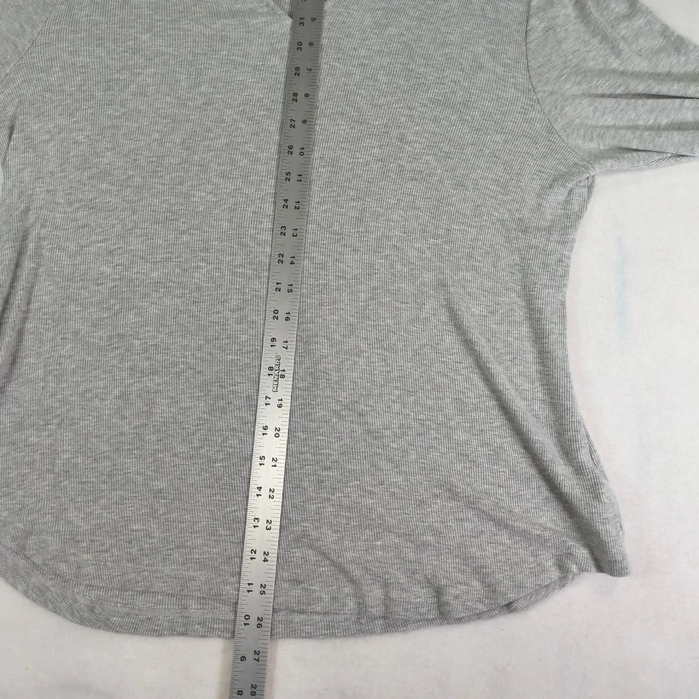 Cabi Ribbed Knit‎ Long Sleeve Top Minimalist Basic Capsule Wardrobe Soft Stretch